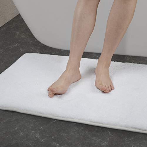 TOMORO Non-Slip Bathroom Rug Super Absorbent Bath Mat Extra Soft Microfibers Anti-Skid TPR Bottom (17.5 x 27 inch, White)