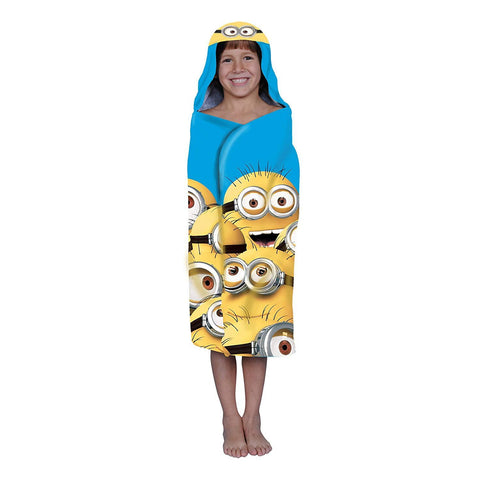 Universal Mega Minions Hooded Towel Wrap