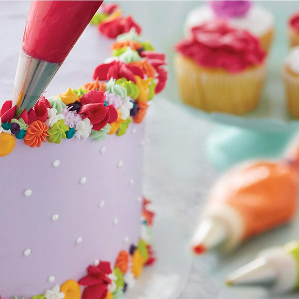 Wilton Ultimate Cake Decorating Tools Set