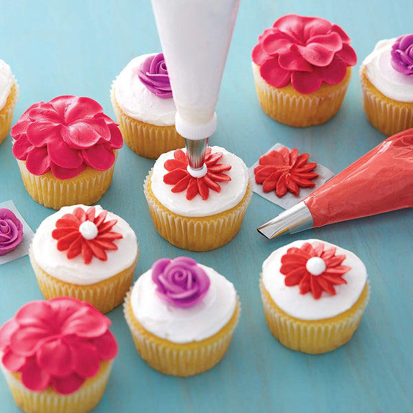 Wilton Ultimate Cake Decorating Tools Set